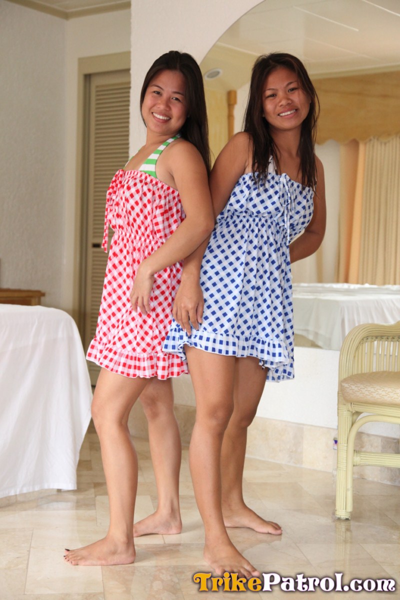 Filipina Twin Sisters Pussy